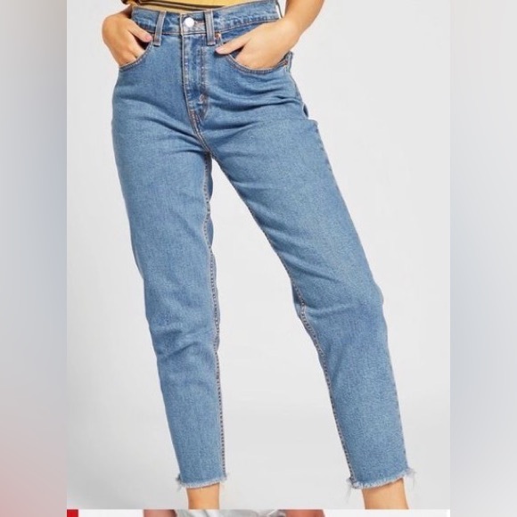 Levi's Denim - Levi’s Women’s Mom Jean with Raw Hem Size 24